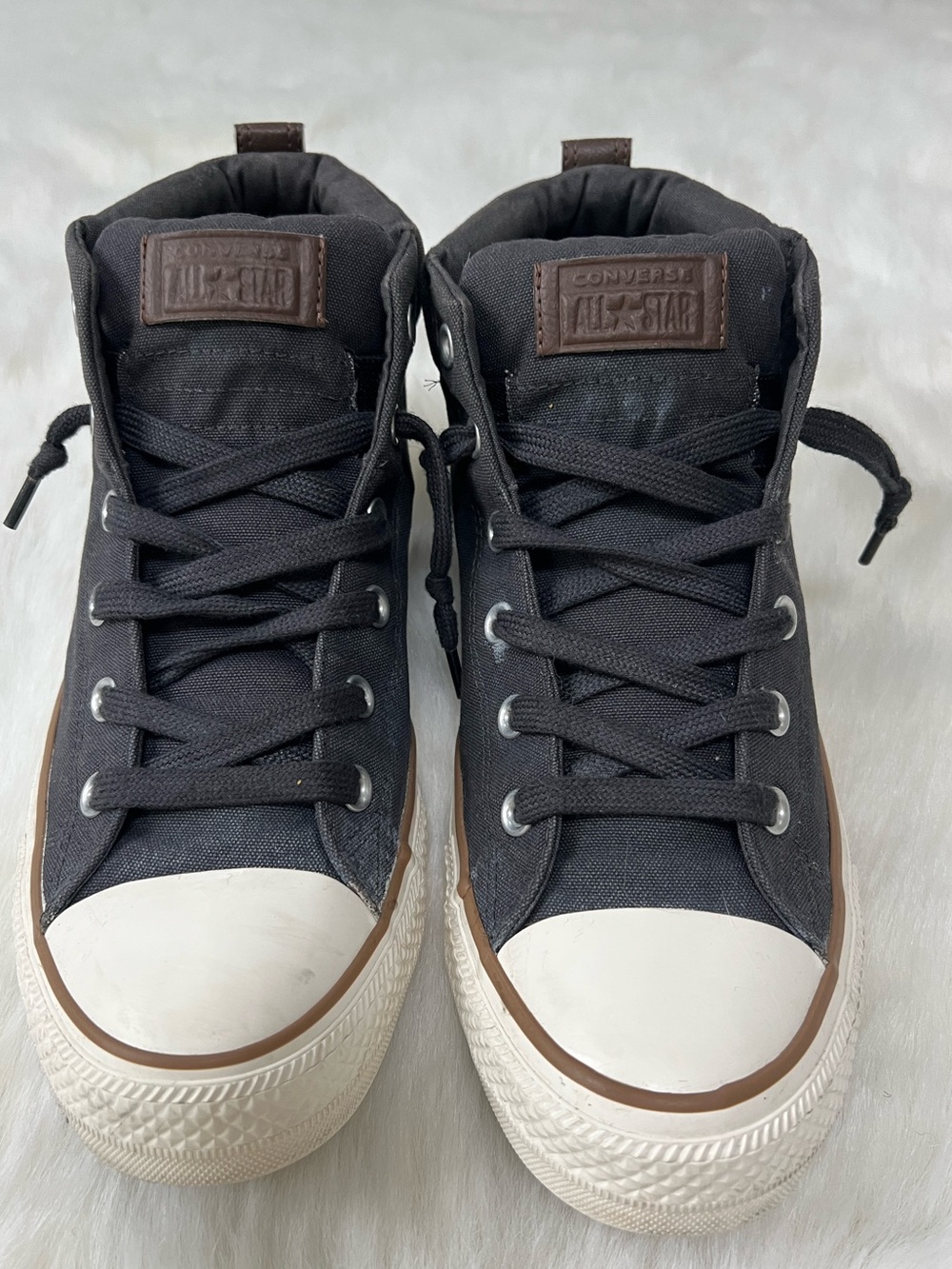 Converse Men’s Canvas High-Top Sneakers size 10